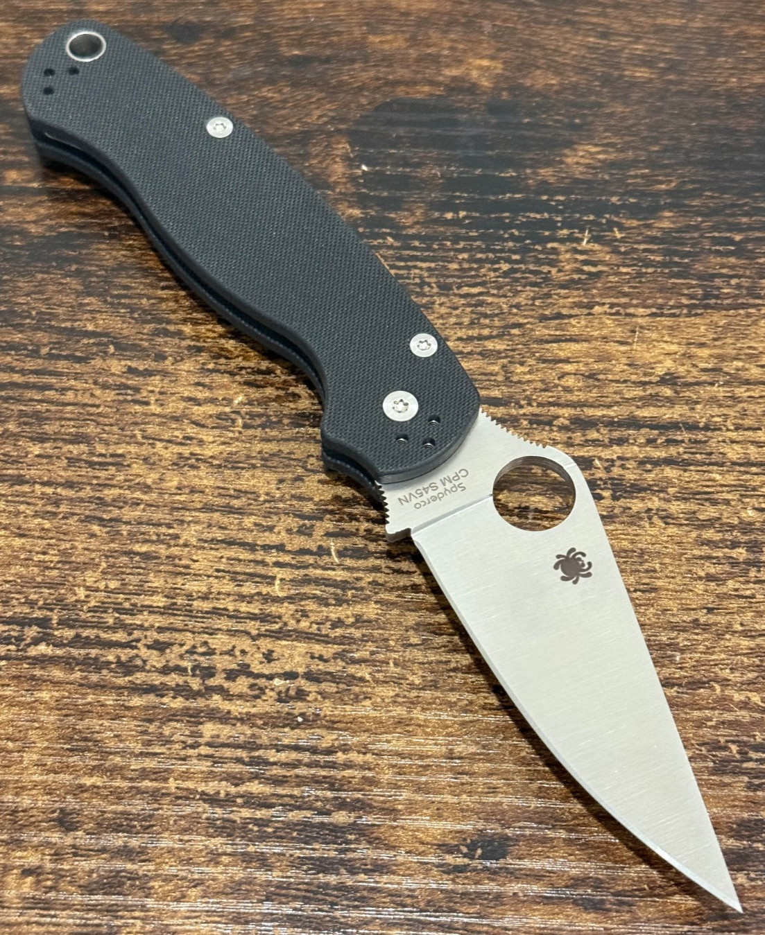 Spyderco Paramilitary 2 PM2 LEFT HANDED – CPM S45VN – C81GPLE2 FACTORY SECOND