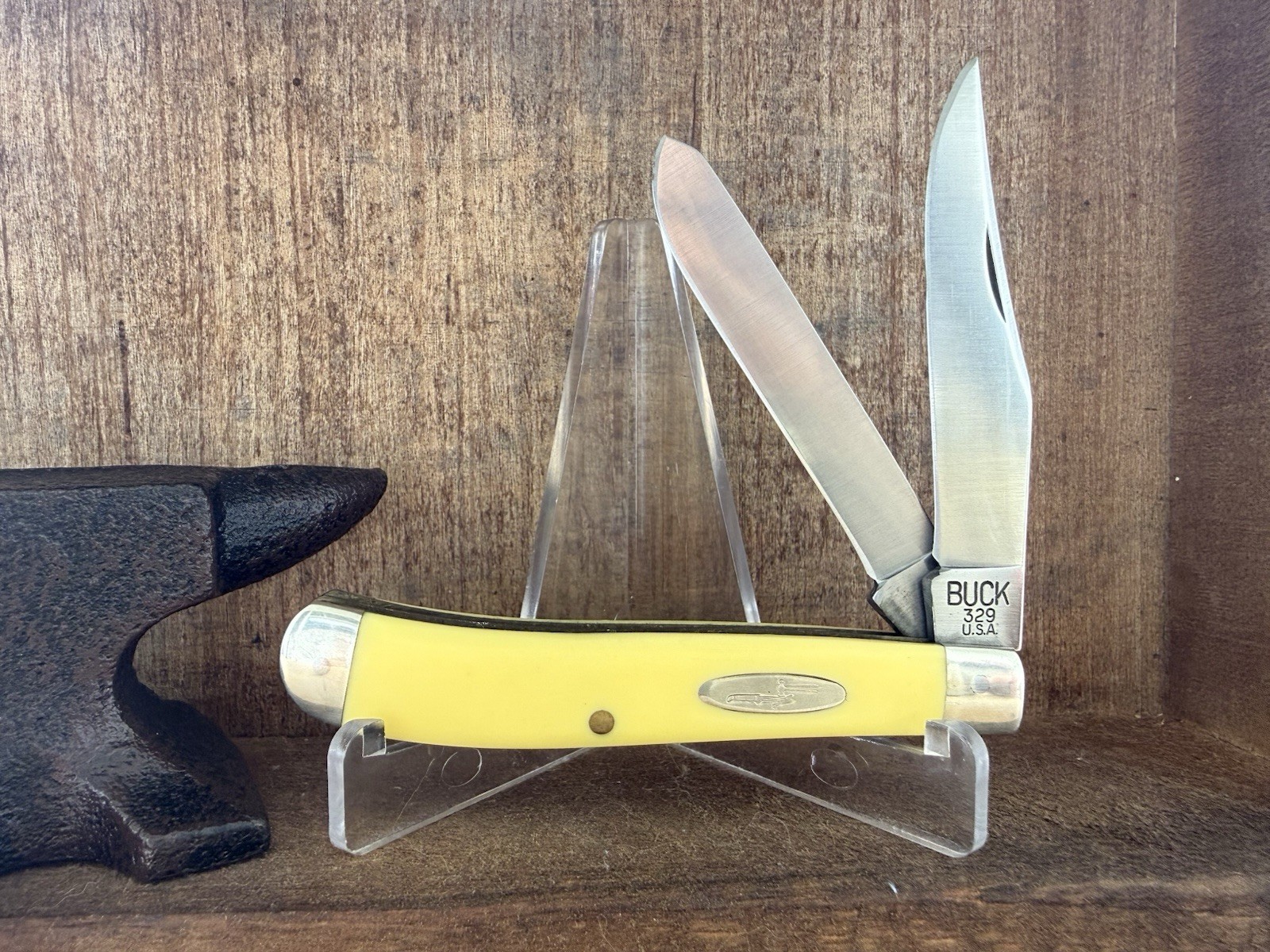 Early Buck 329 USA Trapper Pre Date Code Yellow Delrin Pocket Knife