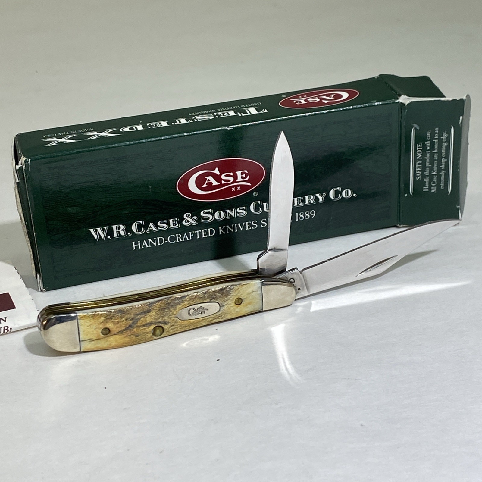 Case XX 2000 Stag Peanut 5220 SS, Item 00048, MINT