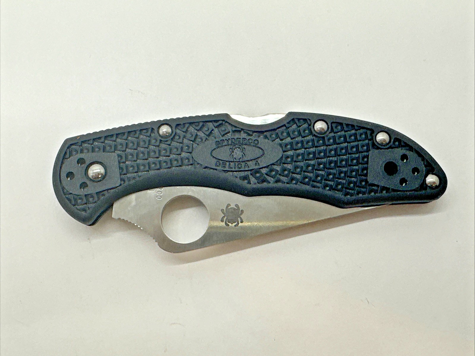 Spyderco Delica 4 Lockback Knife Black Textured VG-10 Combination Edge Seki City