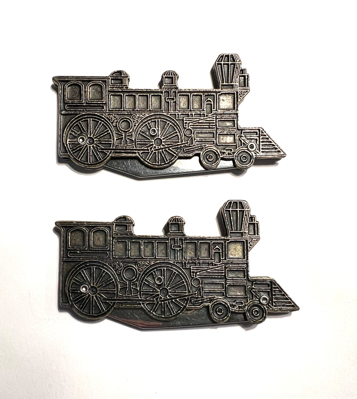 2 Train Locomotive Single Blade Knives Oberon, N.D. Centennial 1884-1984 Unused