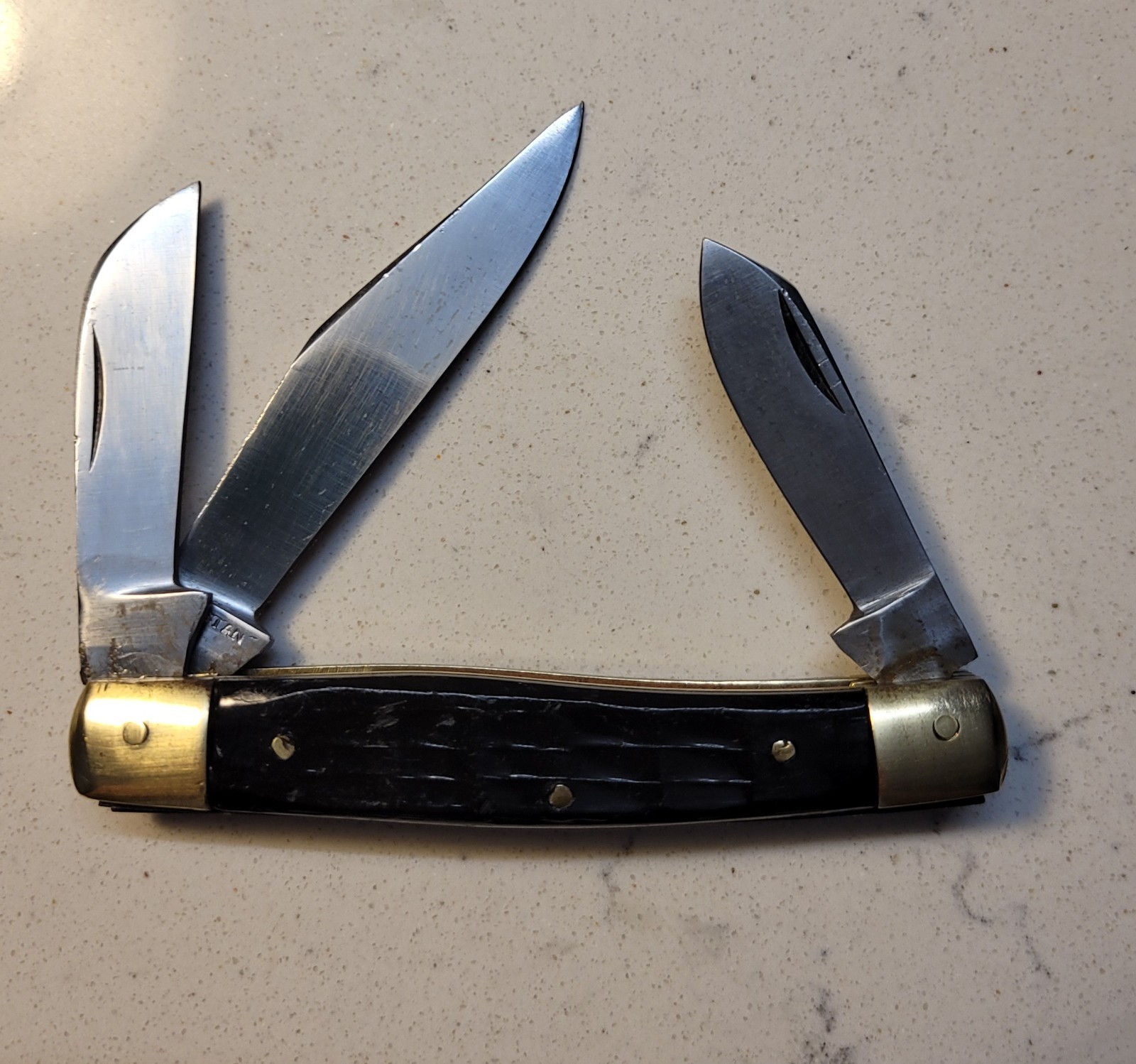 Vintage New Old Stock EDC TRUE SHARP Brand Jigged Delrin handle Pocket Knife