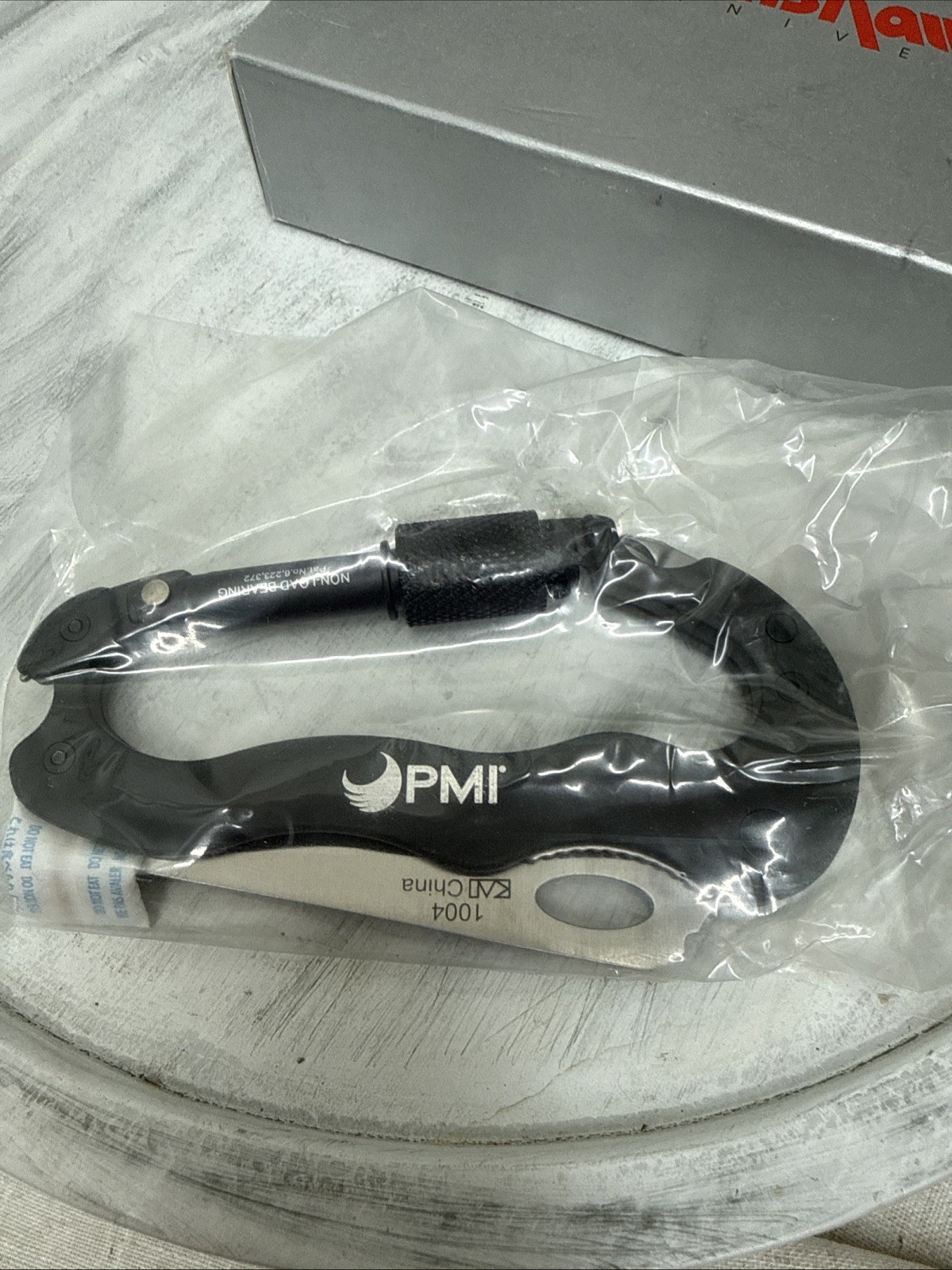Kershaw 1004NBX Carabiner Tool Folding Knife Early Model Rare Brand New