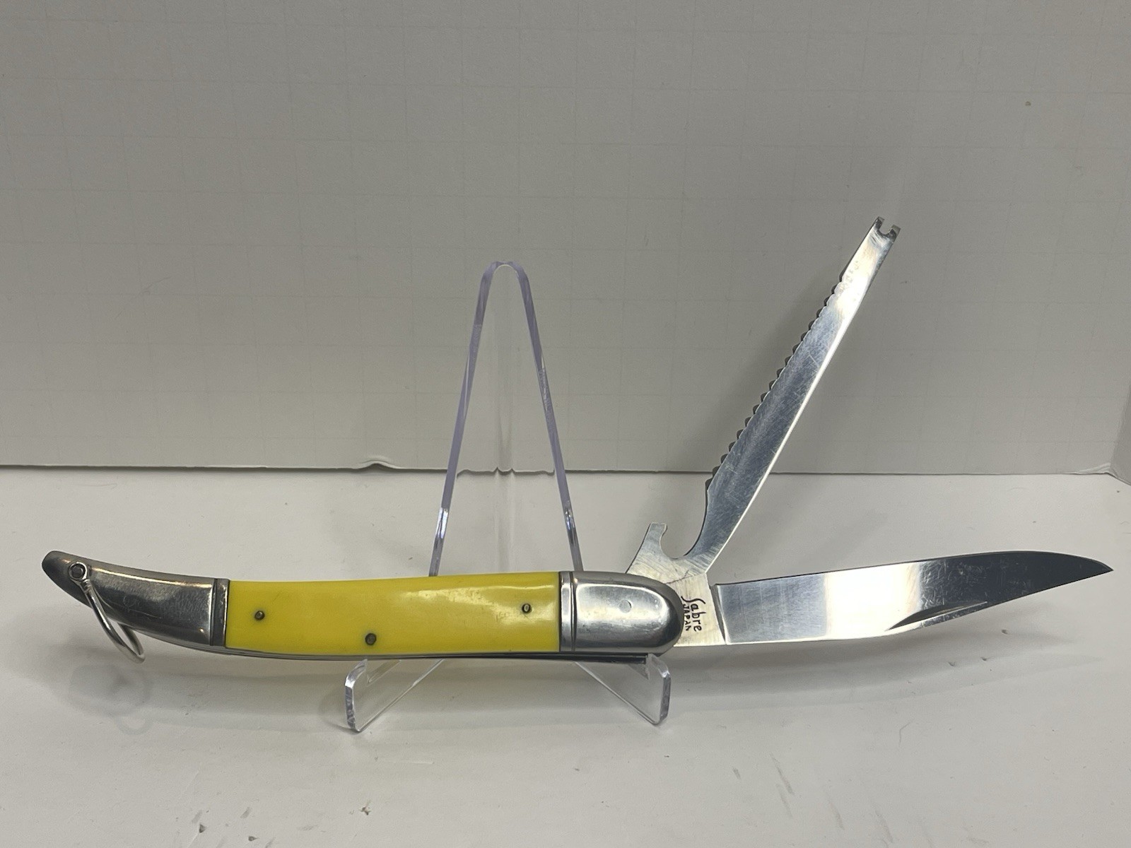 Vintage Sabre japan Fishing Folding Pocket Knife scaler Bottle Opener Yellow