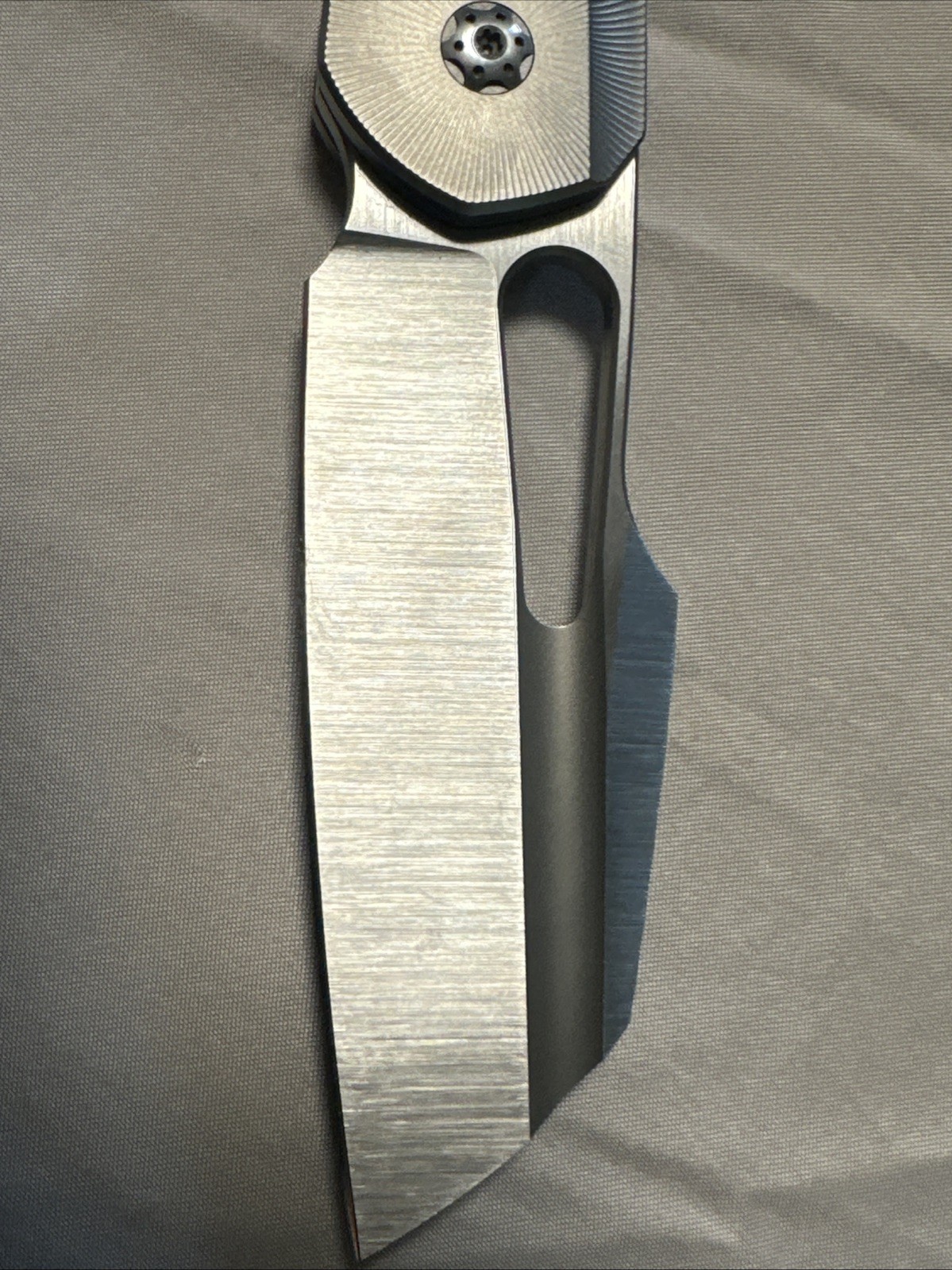 Titanium Folding Knife, 154cm, 3.5 Blade, 8.25″ OA, Front Flip&Hole deploy. BNiB