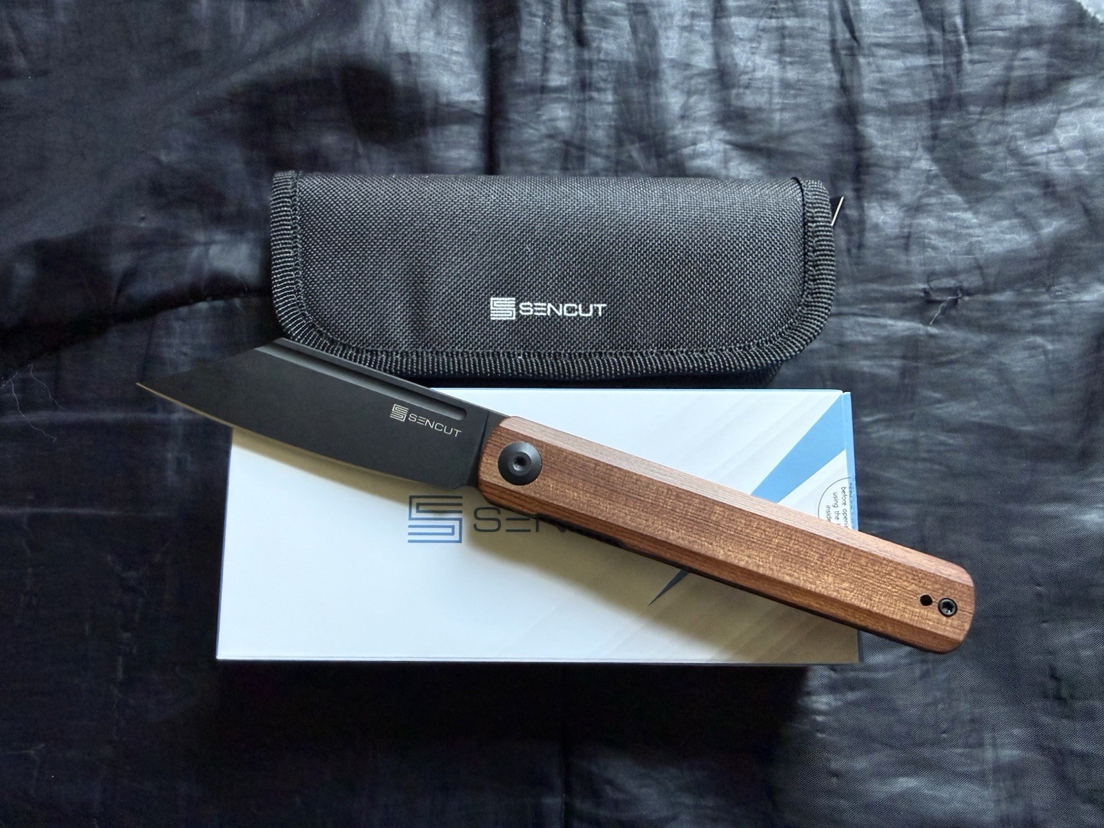 SENCUT Bronte Front Flipper Knife Wood Handle (3.38″ 9Cr18MoV Blade) SA08E