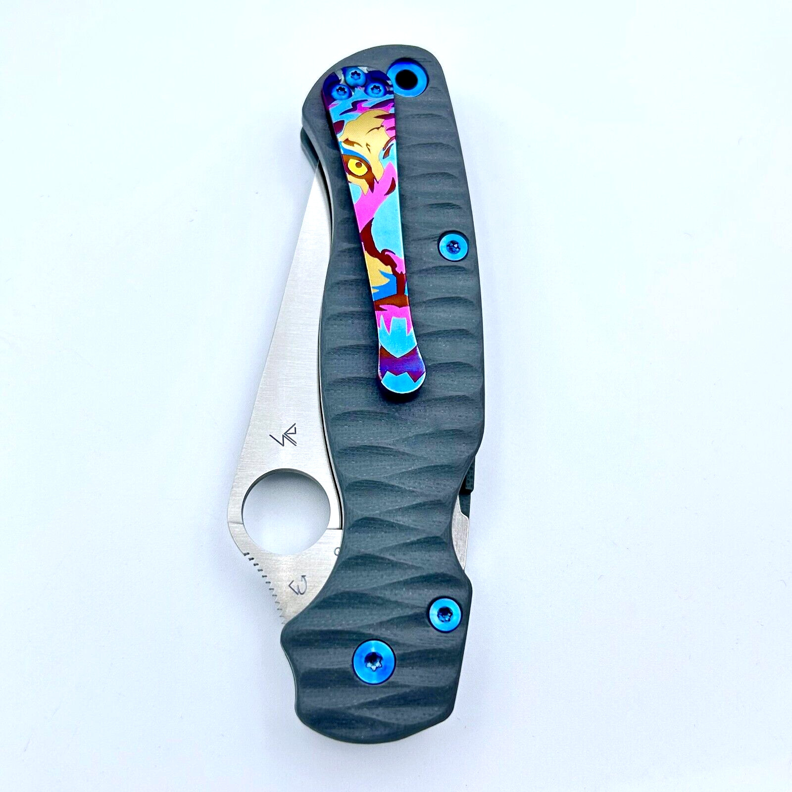 Spyderco Paramilitary 2 C81GP2 w/ Custom Grey Anso Style Scales & Tiger Clip