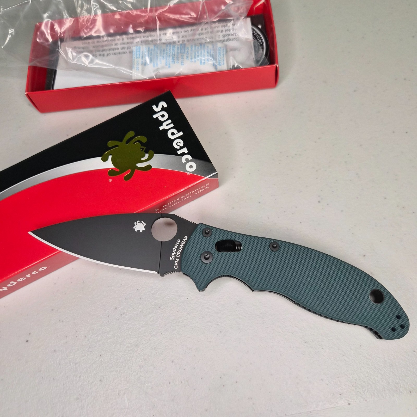 Spyderco Onkata Exclusive Manix 2 C101GPFGBK2 – Forest Green G10 – Black CruWear