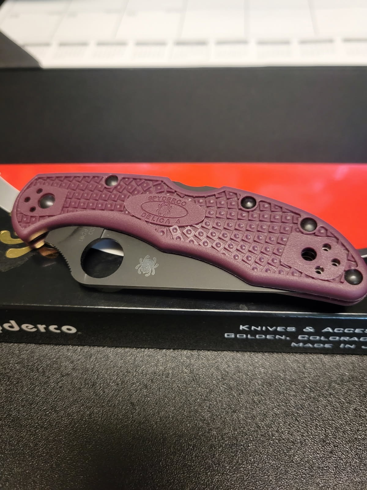 Spyderco Delica 4 light weight Micro Melt PD#1 Black Blade