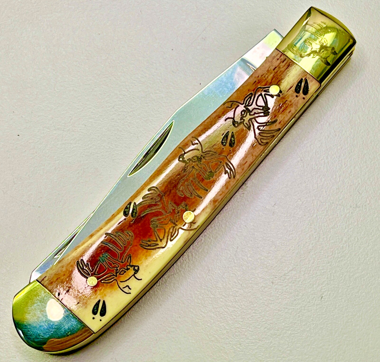 STEEL WARRIOR — RARE 4.25″ TRAPPER w/Etched BONE DEER Heads — (NEW in Box)