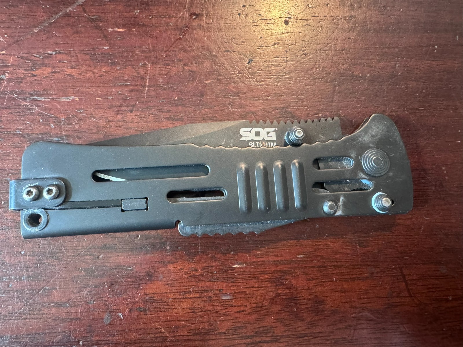 SOG SlimJim Pocket Knife Super Thin