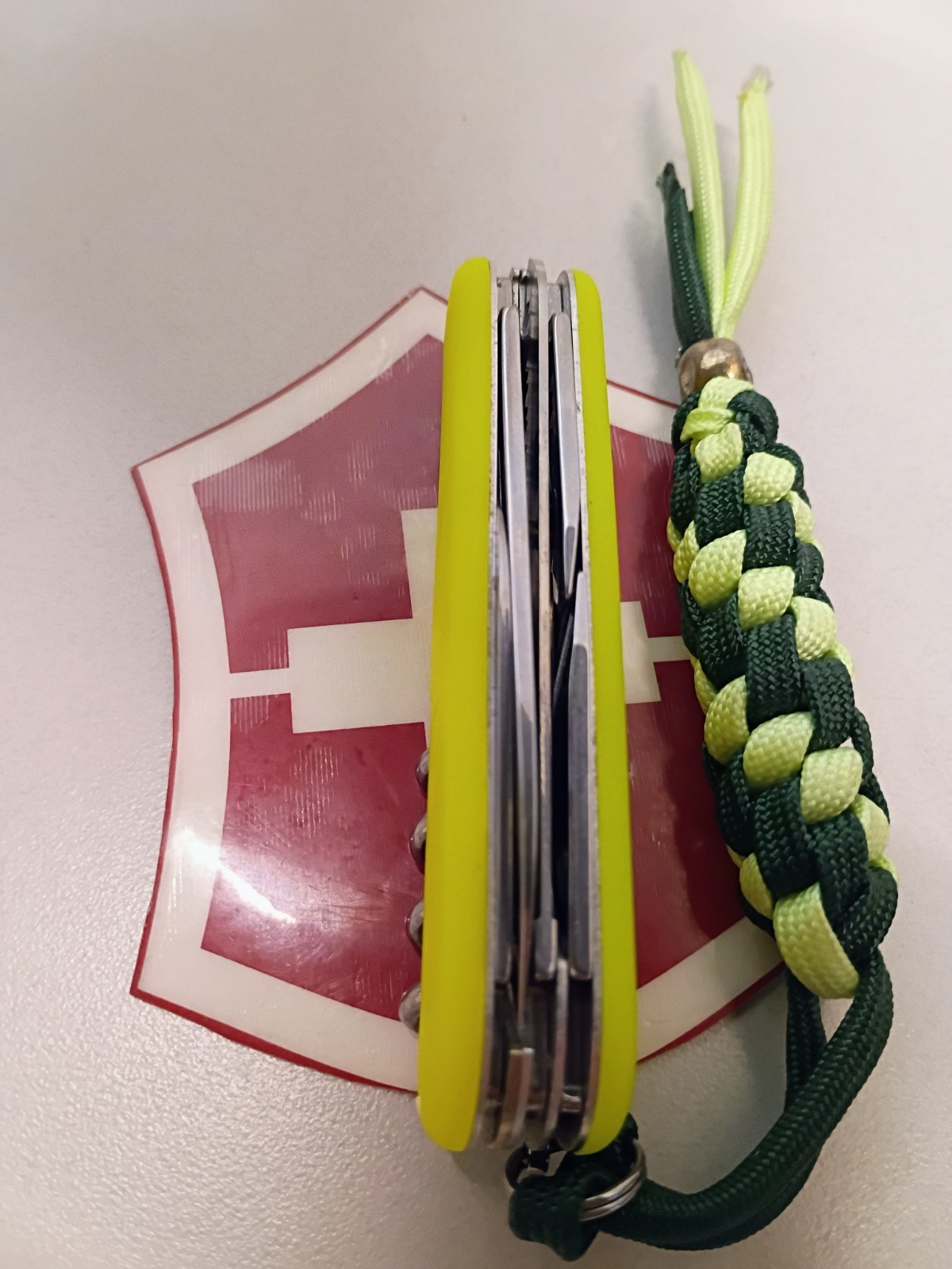 Genuine Victorinox Stay Glow in the Dark Camper 91mm Swiss Army Knife EXCELLENT!