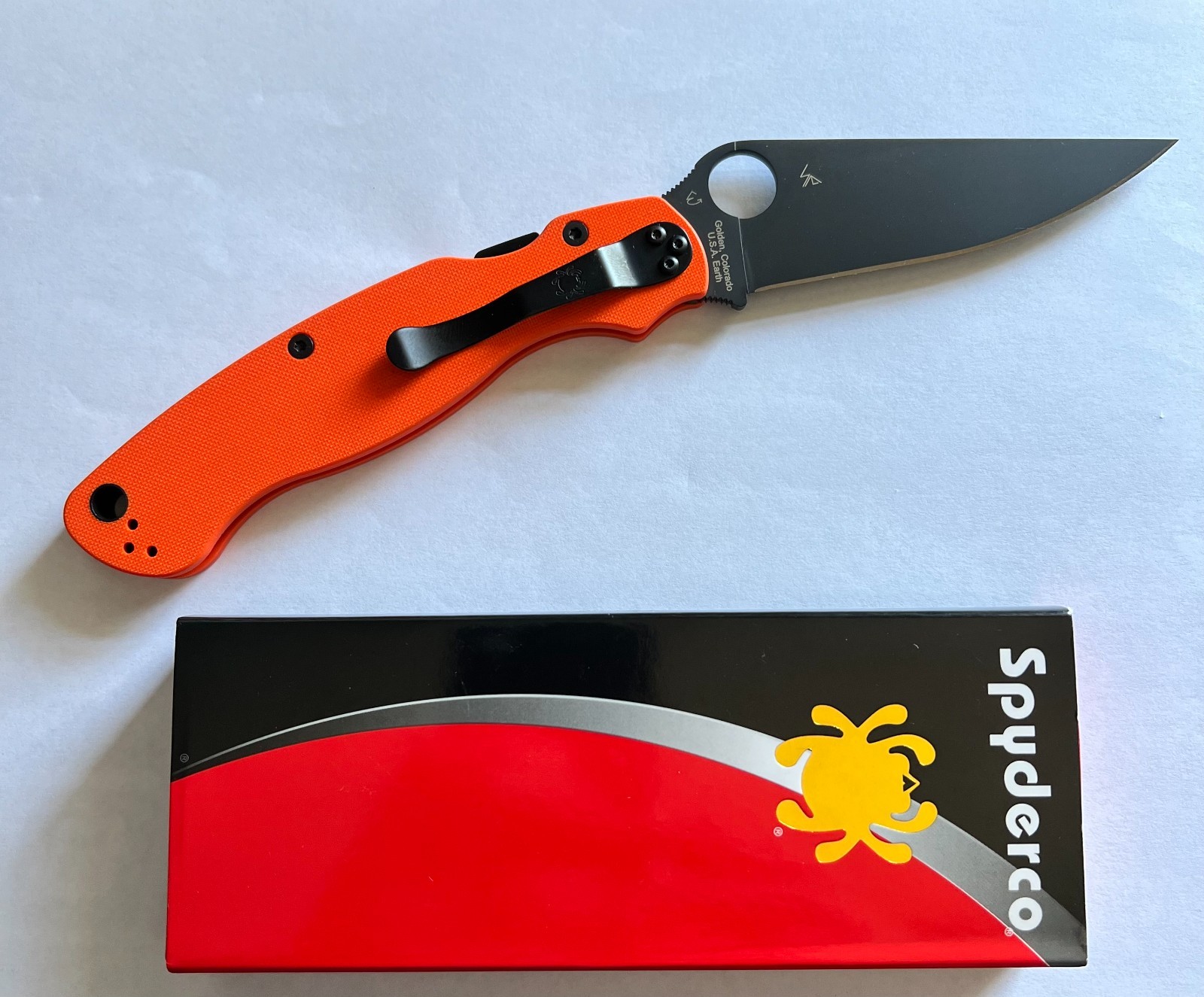 Spyderco Cutlery Shoppe Exclusive Military 2 C36GPORBK2 Orange G10 Black CTS-XHP