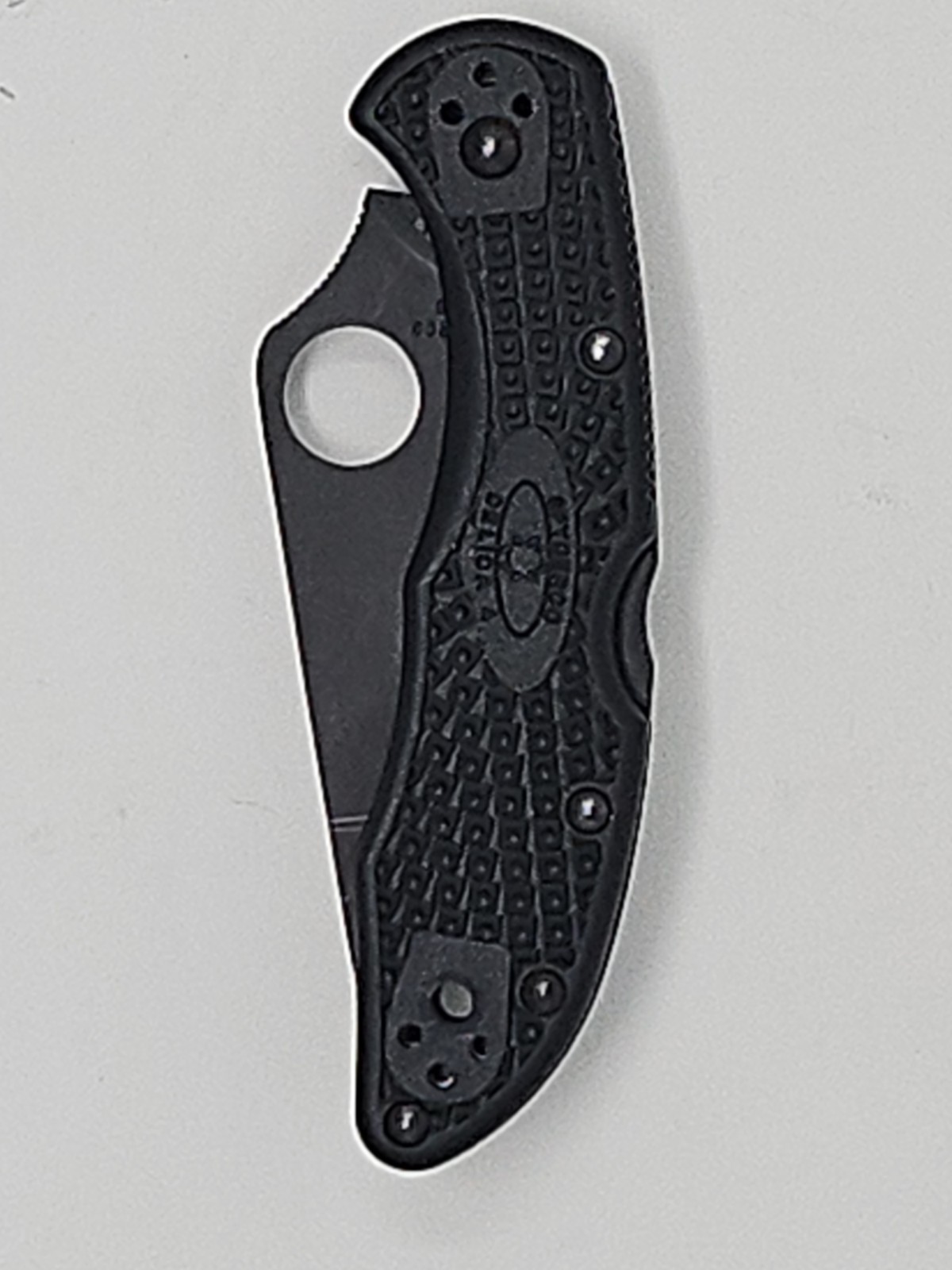 Spyderco Delica 4 Lightweight VG-10 Partially Serrated Folding Pocket Knife