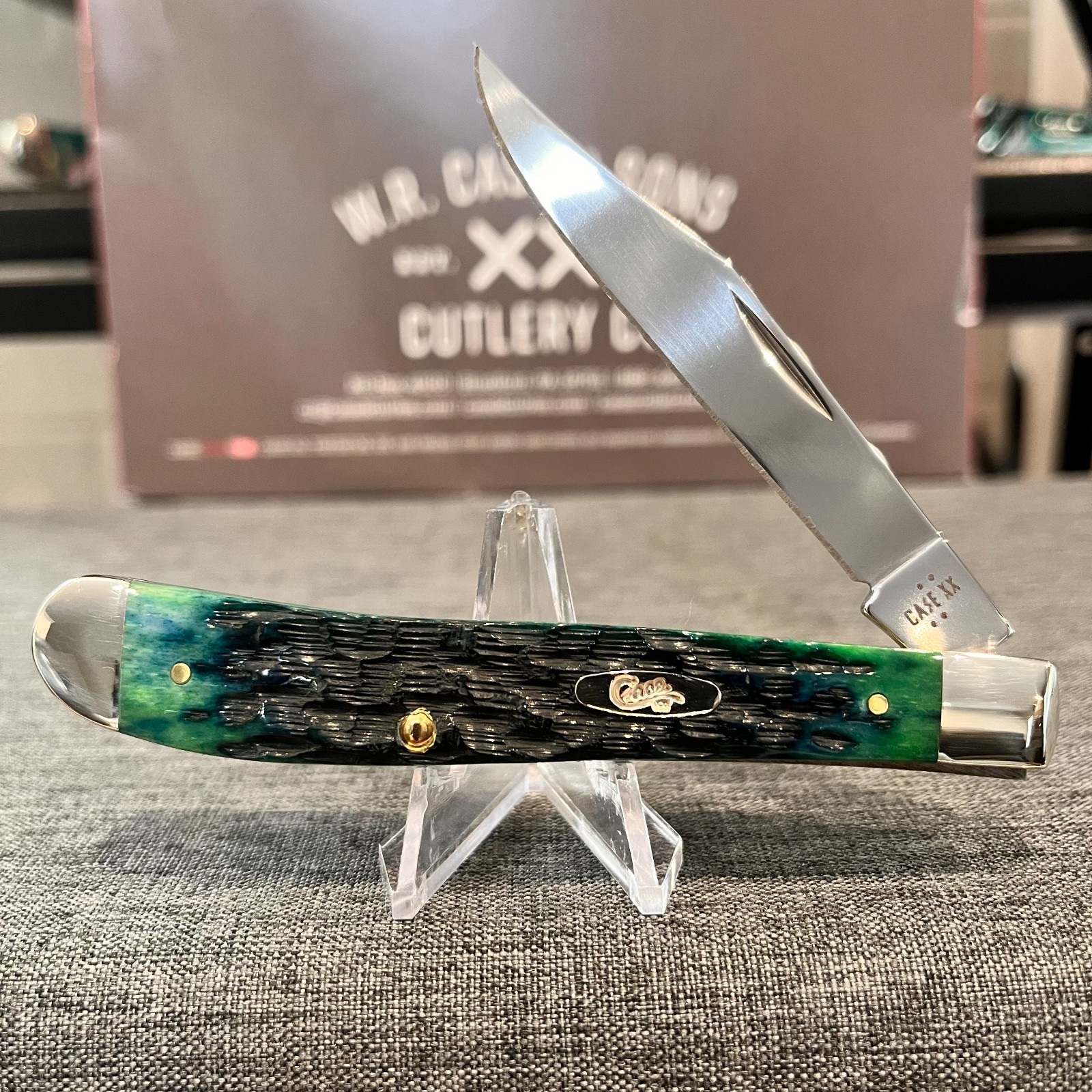 Case Slimline Trapper, Beautiful! Kentucky Bluegrass Bone, Peach Seed Jig, NIB!