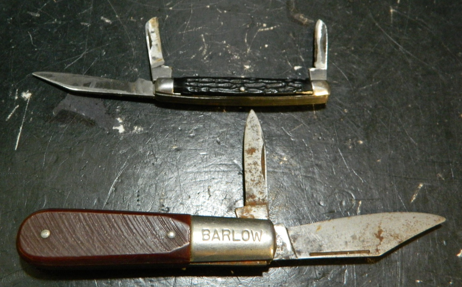 Vintage Barlow 5.75″ & Sabre (Japan) 4.63″ Pocket Knives Fair – Good Condition