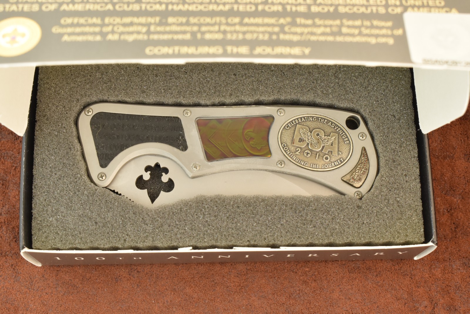 OFFICIAL BOY SCOUT OF AMERICA COMMEMORATIVE BSA 2010 KNIFE 100th ANNIVERSARY