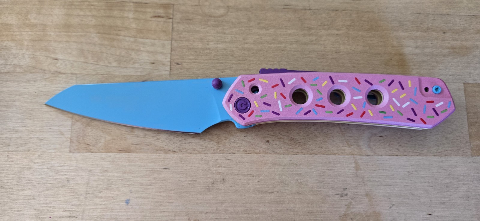 Civivi Blade HQ Exclusive Dessert Warrior Vision FG – Pink Sprinkle G10 Nitro-V