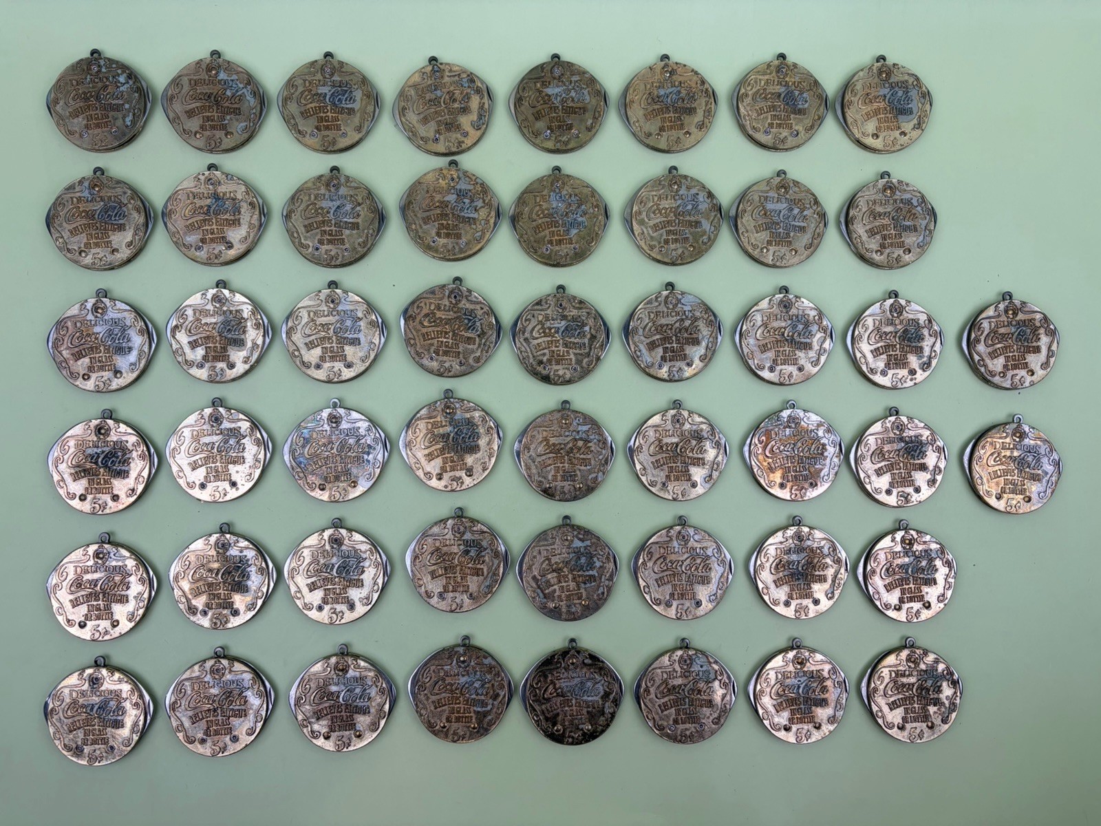 Lot Of 50 Vintage Novelty Coca Cola 2 Blade Round Folding Knives Metal USA
