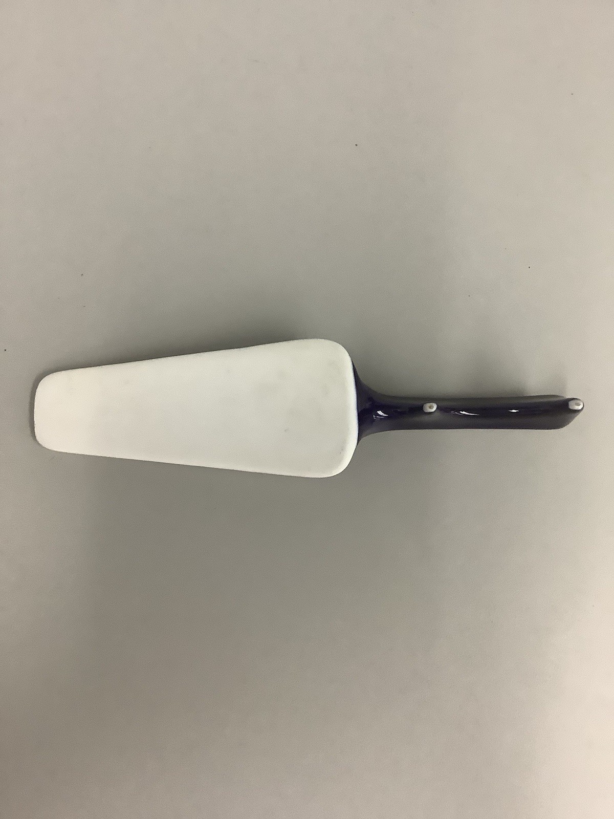 ✨ Decorative Porcelain Knife – Blue & Gold Floral Design ✨