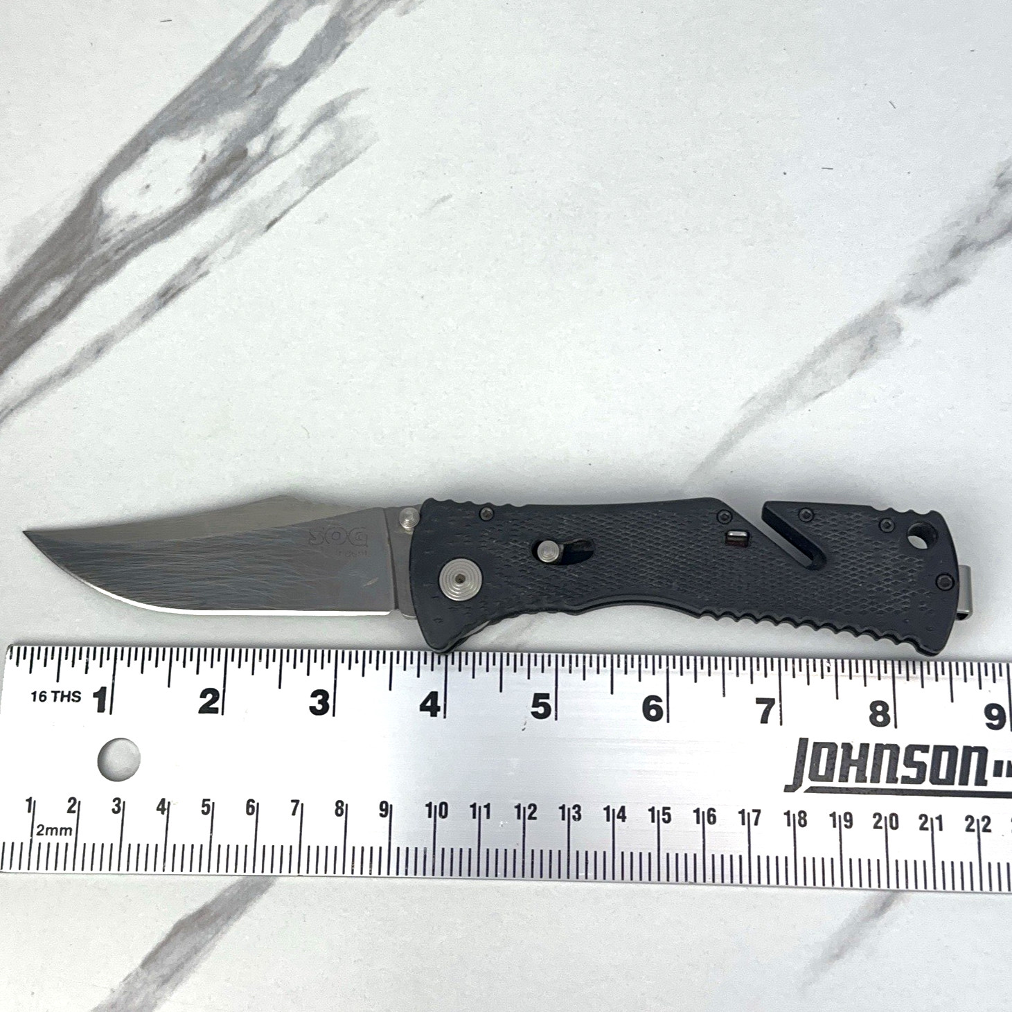 SOG Trident Folding Knife Assisted Opening AUS-8 Blade Seatbelt Cutter Rescue