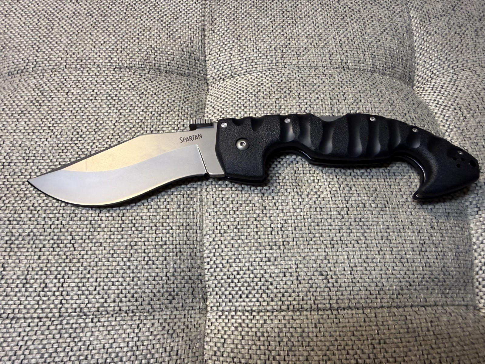 Cold Steel Spartan Pocket Knife Lockback Gray Folding Serrated AUS-10A