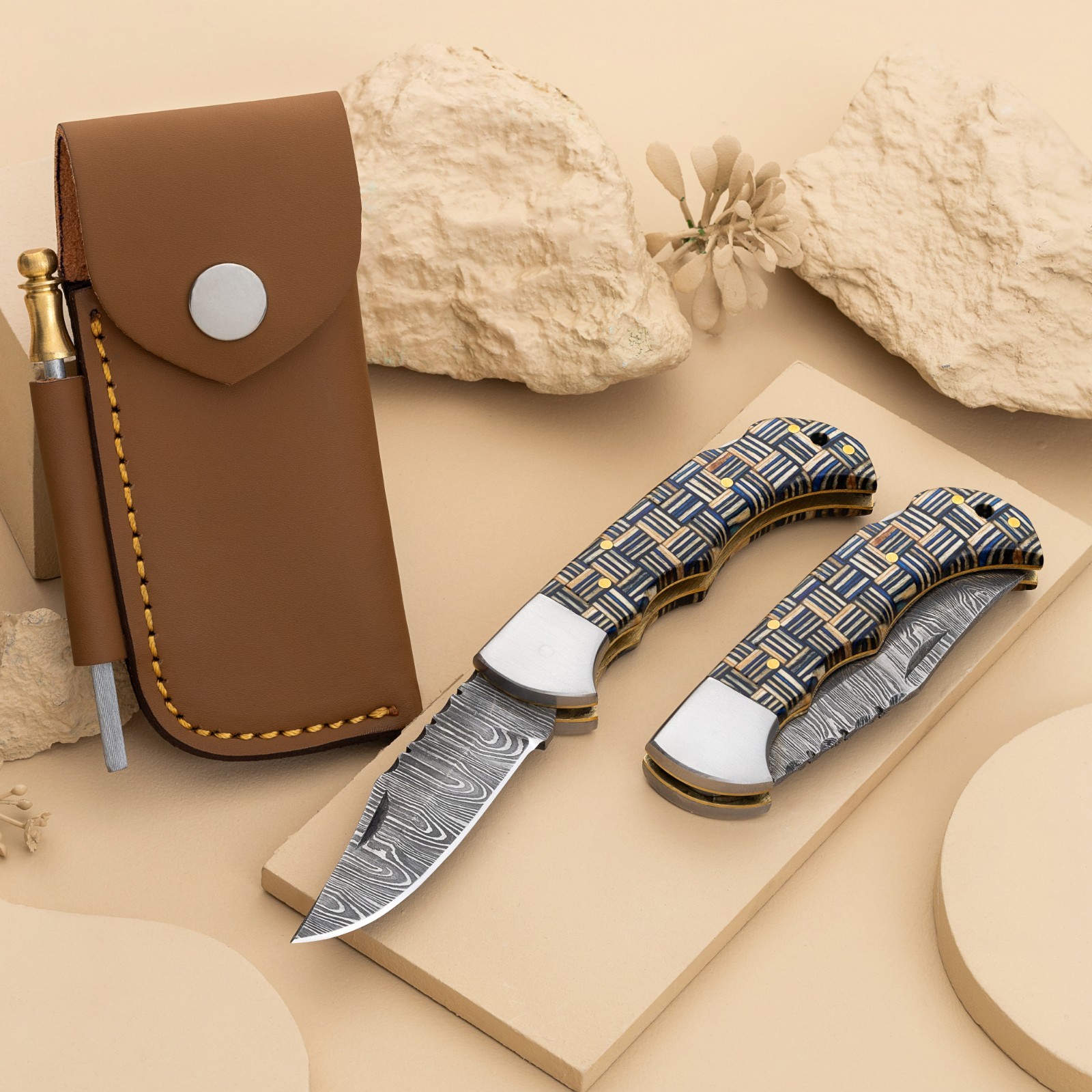 Damascus steel Pocket Knife Handmade Folding Knife Back Lock Multicolor Handle