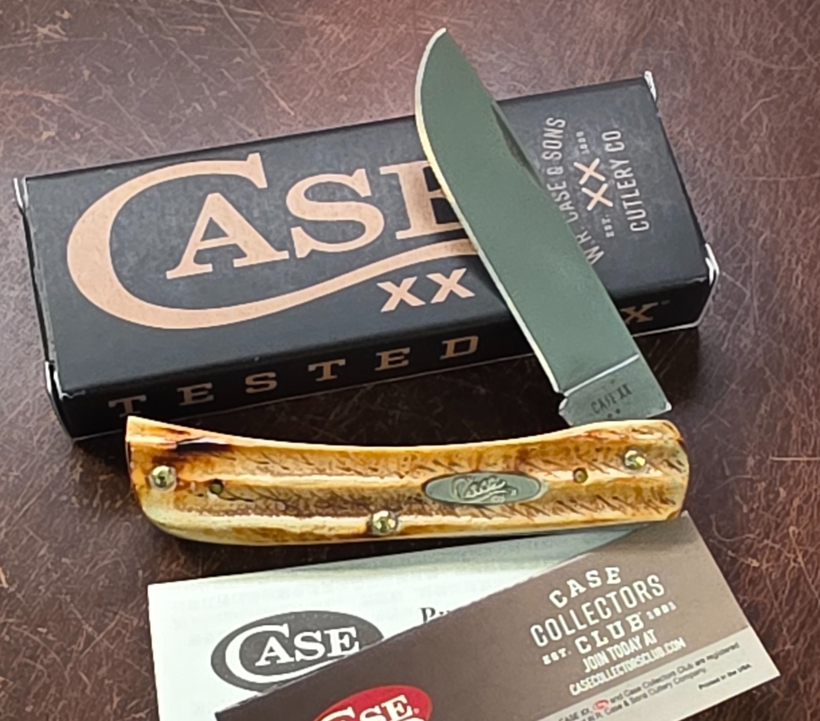 CASE XX Knives SOD Buster JR® Bonestag Skinner Pocket Knife