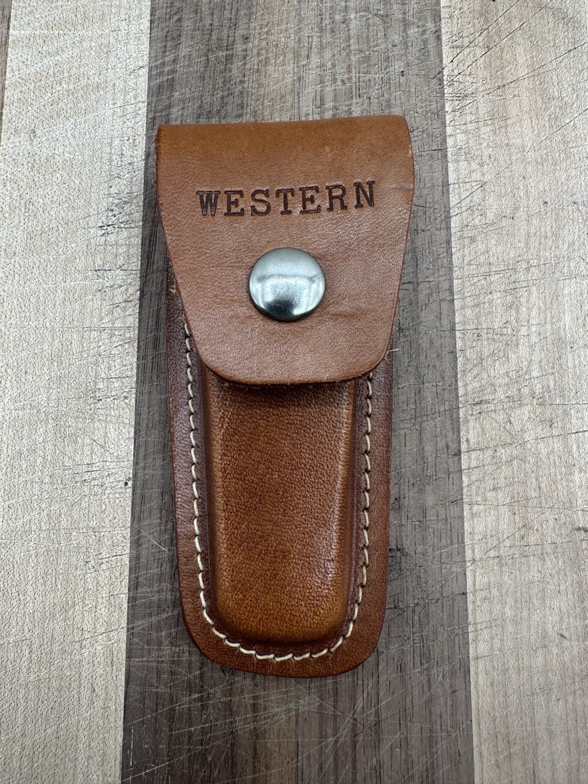 Western Cutlery S-693 C Locking Hunter Raccoon Etch w/ Original Belt Pouch 1979