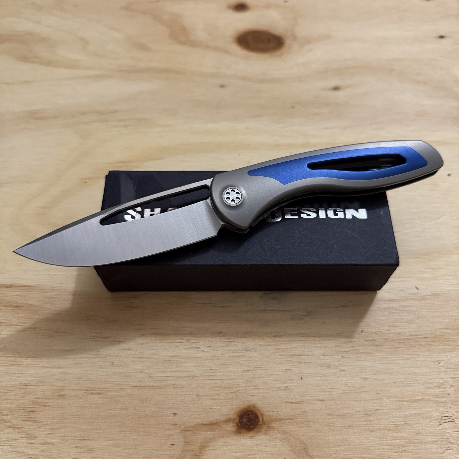 SHARP BY DESIGN Apex Folding Knife (Titanium & Blue G10/S90V) Front Flipper NEW!