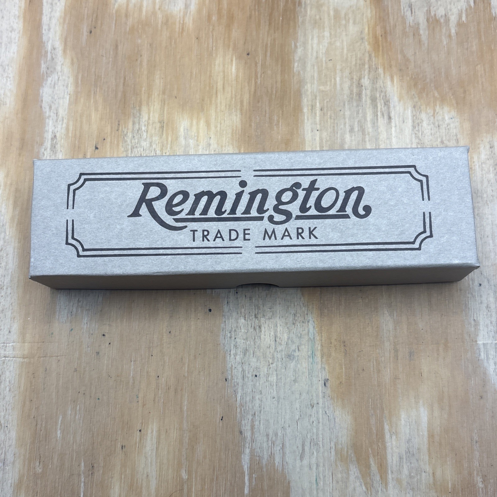 Vintage Remington 1990 USA R1306 «Tracker» Bullet Lockback Knife – MIB