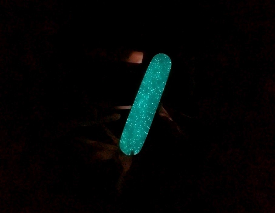 CUSTOM VICTORINOX DELUXE TINKER GLOW IN THE DARK SWISS ARMY KNIFE! 91mm
