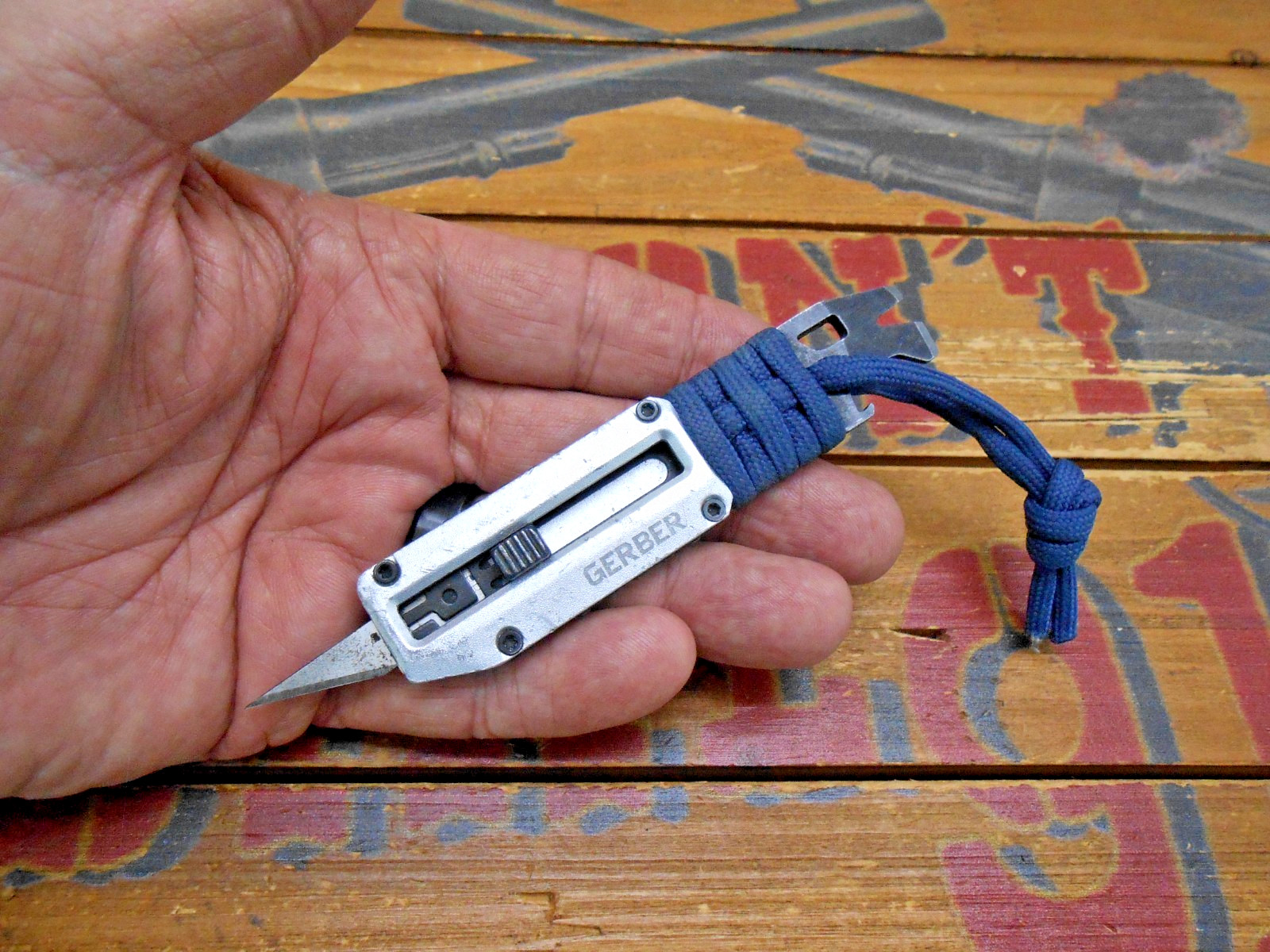 Gerber Prybrid X Multi Tool Knife Bottle Opener Prybar Replaceable Blade