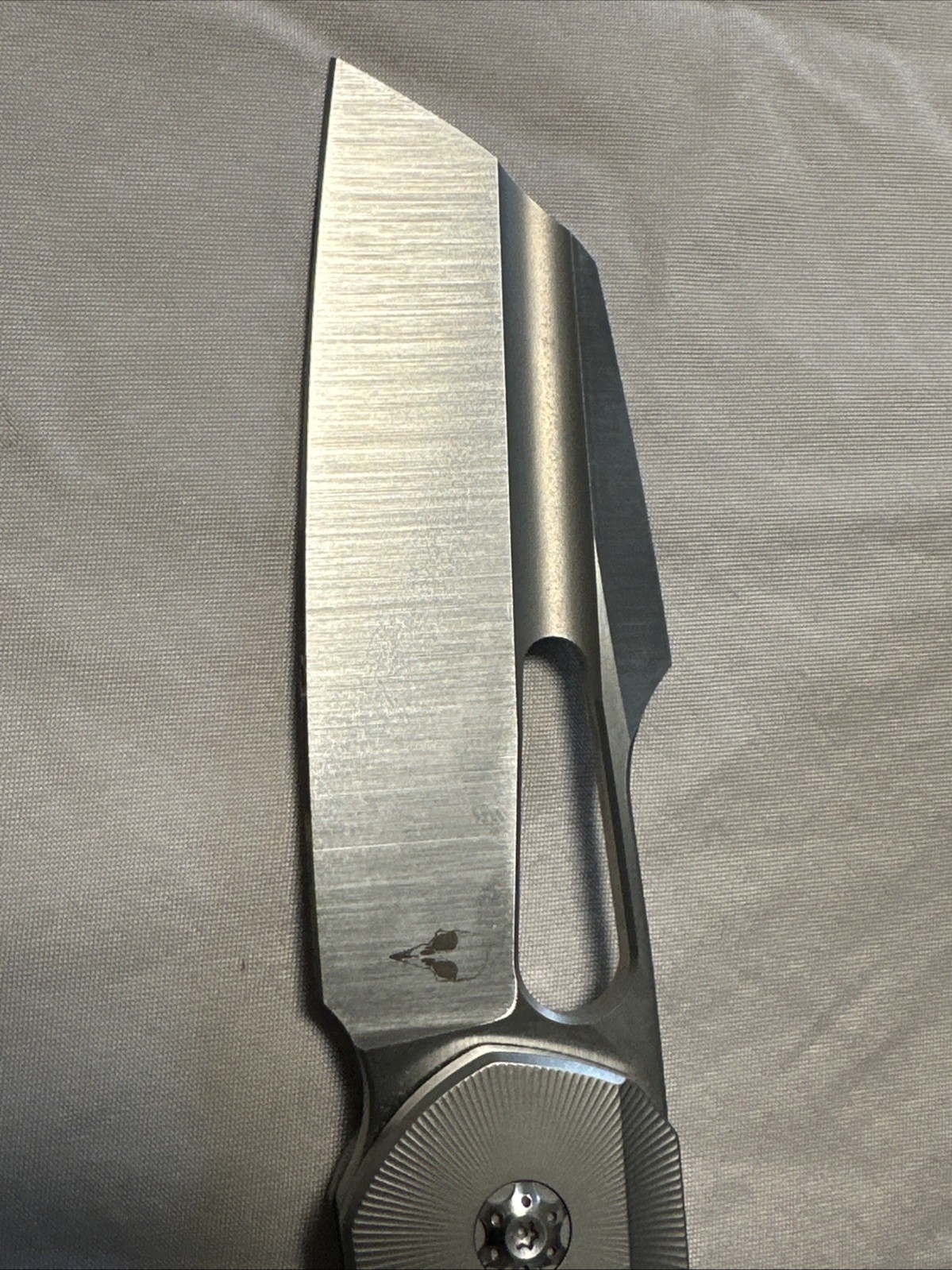 Titanium Folding Knife, 154cm, 3.5 Blade, 8.25″ OA, Front Flip&Hole deploy. BNiB