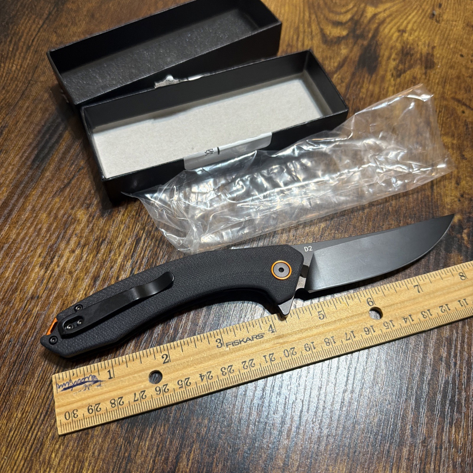 D2 Drop Point Folding Pocketknife Black Handle Manual Liner Lock Plain Edge