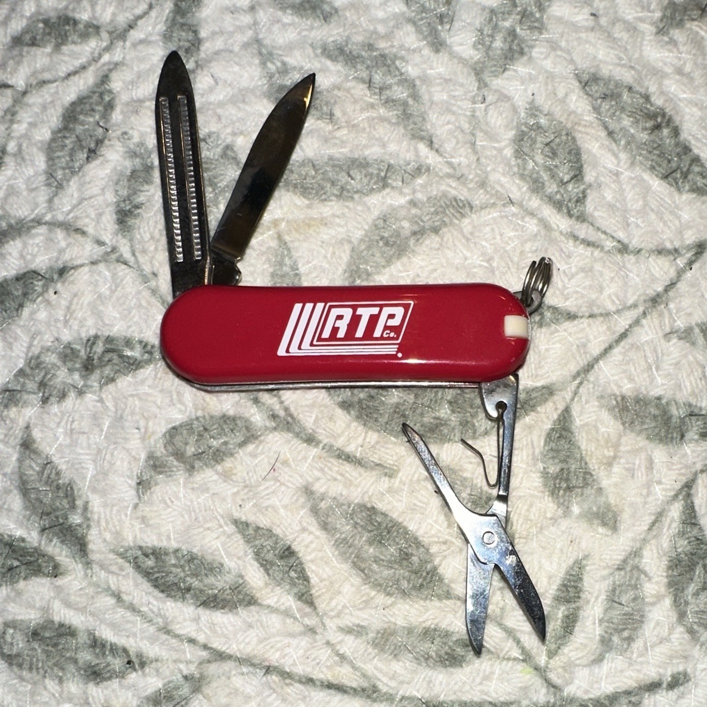 RTP Pocketknife Red Plastic Handle 2 Stainless Blades Scissors Nail File