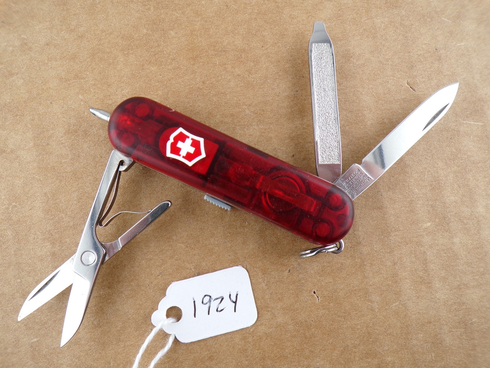 Victorinox Signature Lite Swiss Army Knife – Red LED Translucent Red – Very Good